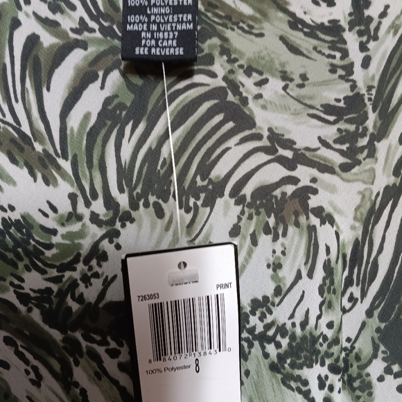 3 Spring Skirts - Picture 10 of 12